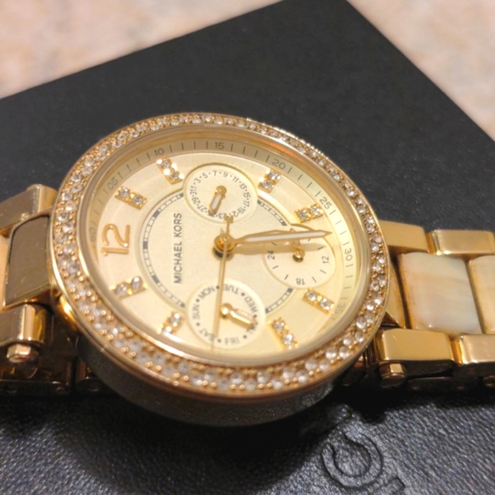 Michael Kors watch - Picture 6 of 9